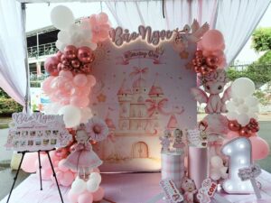 trang-tri-thoi-noi-tone-hong