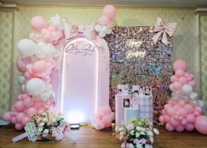 trang-tri-thoi-noi-tone-hong