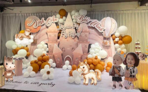 be-tuoi-ngua-nen-decor-gi-decor-thoi-noi-ngua-khinh-khi-cau-tone-nau