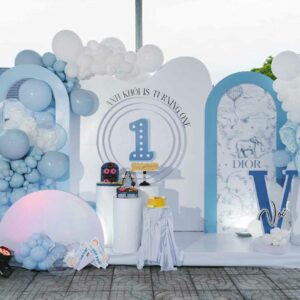 trang-tri-day-thang-be-trai-tone-xanh