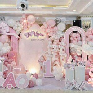 backdrop-thoi-noi-tuoi-ty